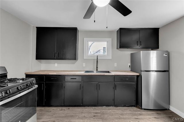 92 Sharon Parkway, Lackawanna, NY 14218