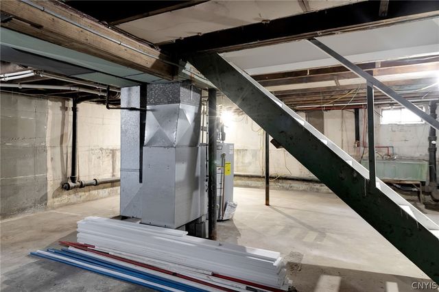 92 Sharon Parkway, Lackawanna, NY 14218