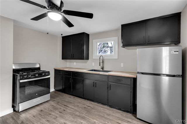 92 Sharon Parkway, Lackawanna, NY 14218