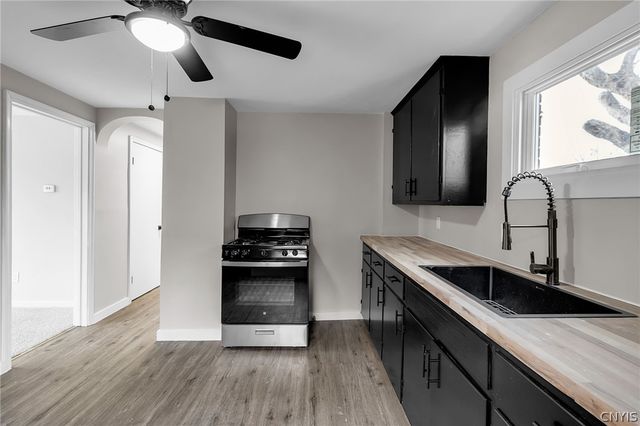 92 Sharon Parkway, Lackawanna, NY 14218