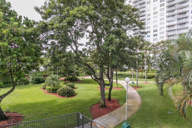 2851 NE 183rd St 1512E, Aventura, FL 33160