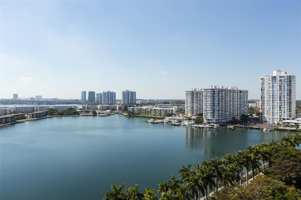 2851 NE 183rd St 1512E, Aventura, FL 33160