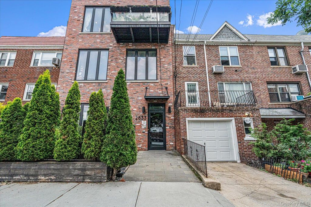 26-33 28th Street 4A, Astoria, NY 11102 — exterior