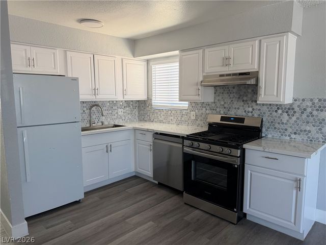 4396 Vegas Valley Drive 2, Las Vegas, NV 89121