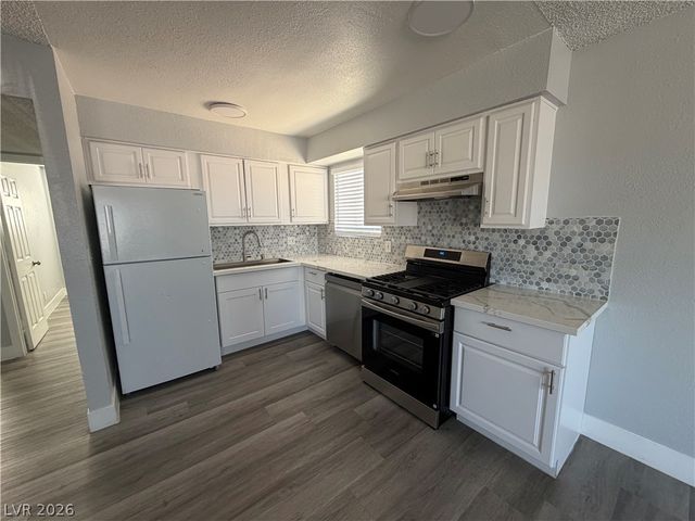4396 Vegas Valley Drive 2, Las Vegas, NV 89121
