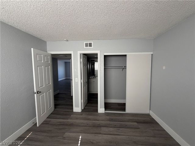 4396 Vegas Valley Drive 2, Las Vegas, NV 89121
