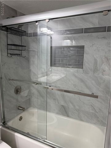 4396 Vegas Valley Drive 2, Las Vegas, NV 89121