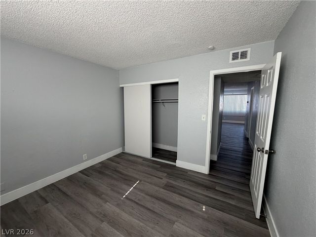 4396 Vegas Valley Drive 2, Las Vegas, NV 89121