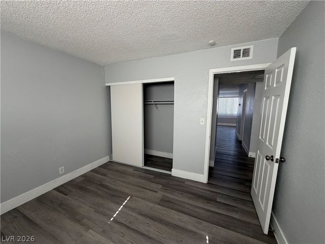 4396 Vegas Valley Drive 2, Las Vegas, NV 89121