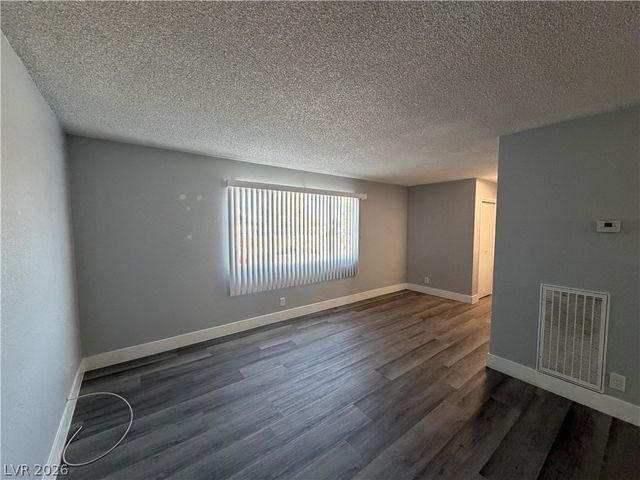 4396 Vegas Valley Drive 2, Las Vegas, NV 89121