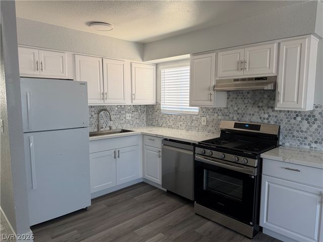 4396 Vegas Valley Drive 2, Las Vegas, NV 89121