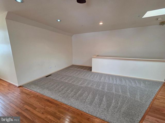 555 W SAXONY DR, Exton, PA 19341