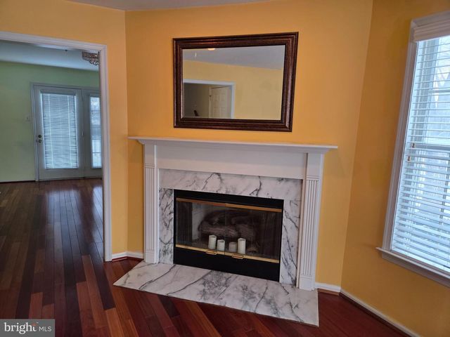 555 W SAXONY DR, Exton, PA 19341