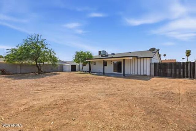 5724 W Lupine Avenue, Glendale, AZ 85304