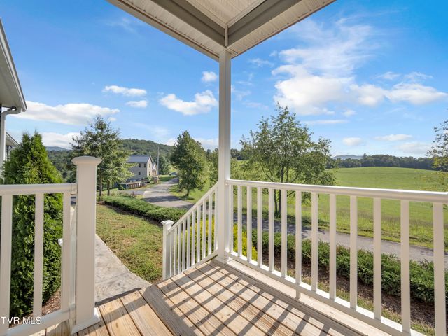 3633 Dry Hill Road, Butler, TN 37640