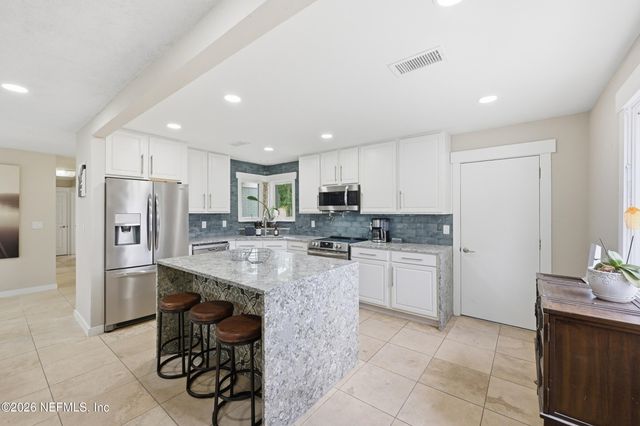 276 HARBOR Drive, Palatka, FL 32177
