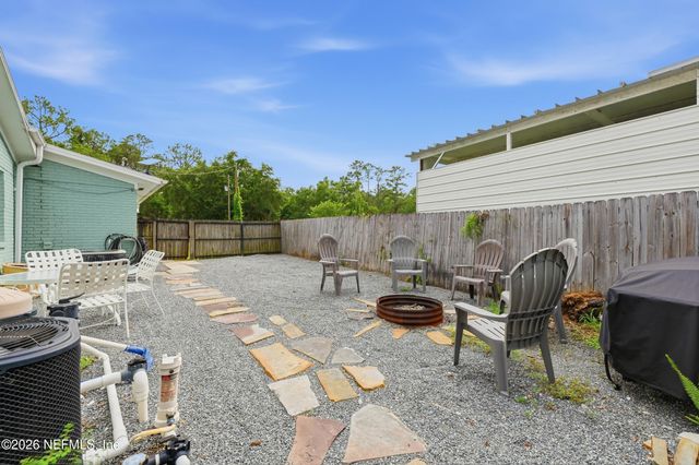 276 HARBOR Drive, Palatka, FL 32177