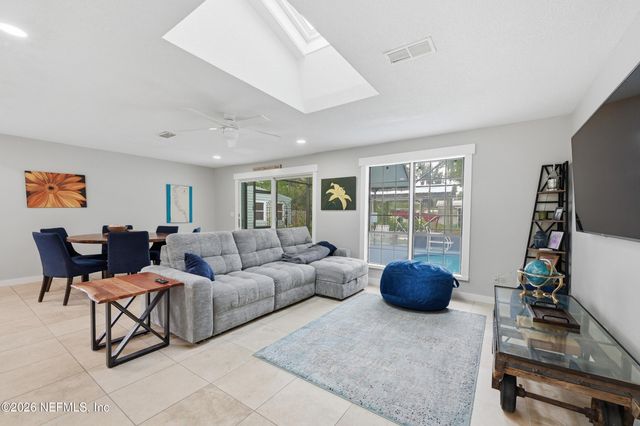 276 HARBOR Drive, Palatka, FL 32177