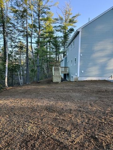 15 Pine St, Westminster, MA 01473