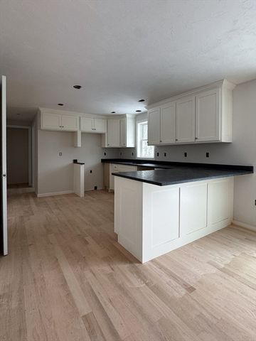 15 Pine St, Westminster, MA 01473