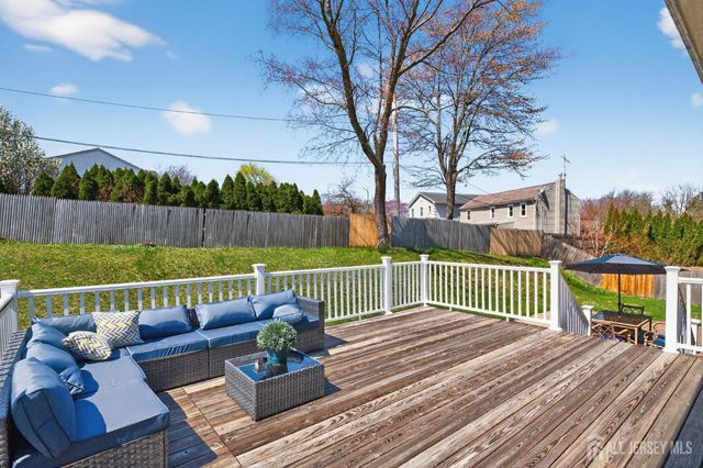 8 Starodub Drive, Milltown, NJ 08850