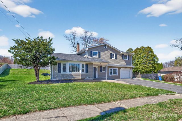 8 Starodub Drive, Milltown, NJ 08850