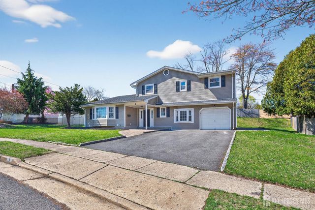8 Starodub Drive, Milltown, NJ 08850