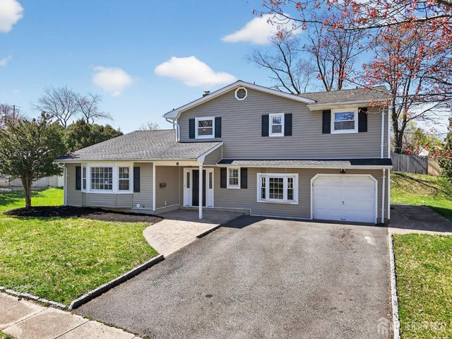 8 Starodub Drive, Milltown, NJ 08850