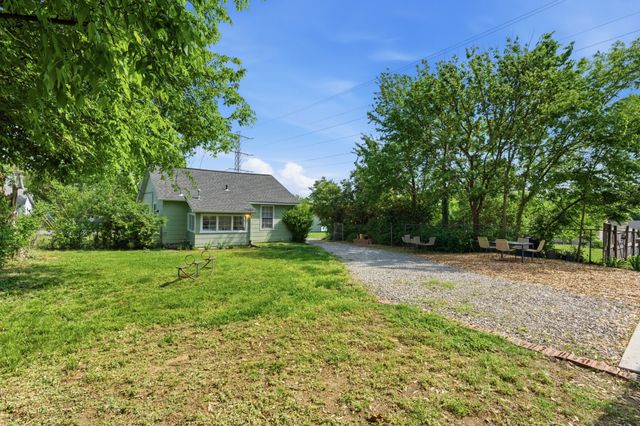 1724 Hanover Rd, Nashville, TN 37216