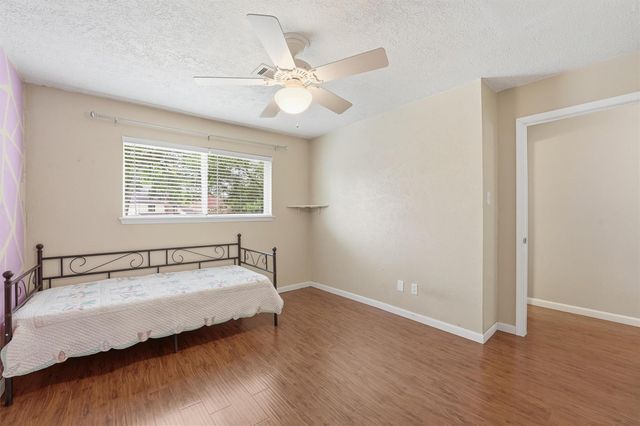 19719 Sweet Forest Lane, Humble, TX 77346