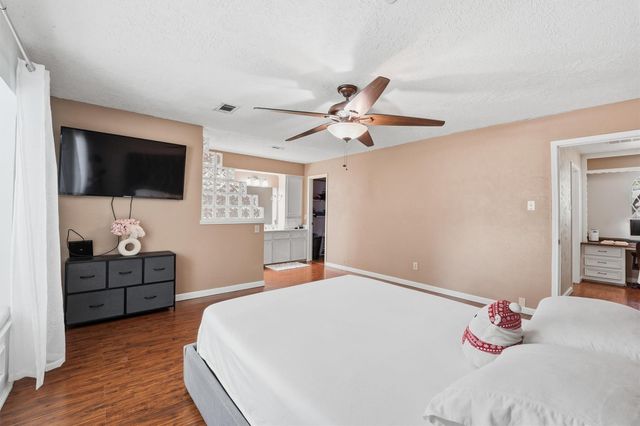 19719 Sweet Forest Lane, Humble, TX 77346