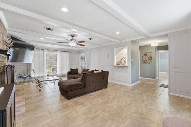 19719 Sweet Forest Lane, Humble, TX 77346