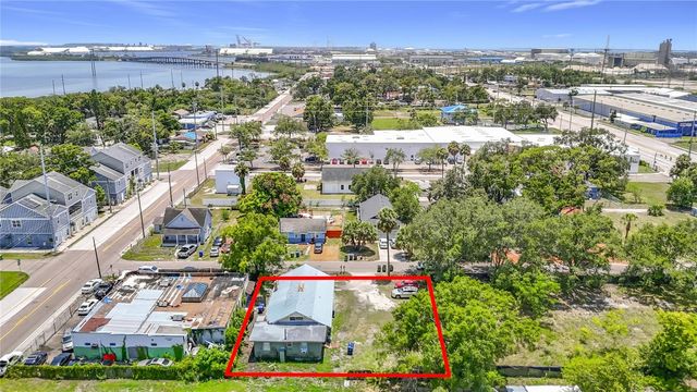 2020 DAVIS STREET, Tampa, FL 33605