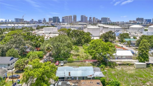 2020 DAVIS STREET, Tampa, FL 33605