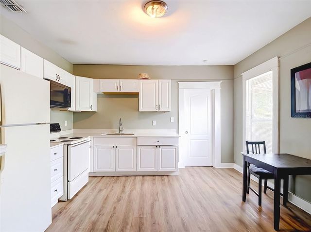 2020 DAVIS STREET, Tampa, FL 33605