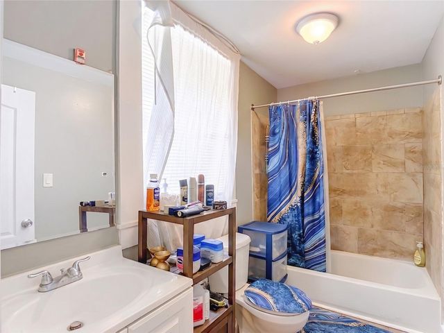 2020 DAVIS STREET, Tampa, FL 33605