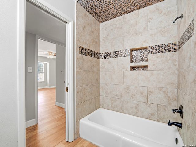 11725 Whisper Dew St, San Antonio, TX 78230