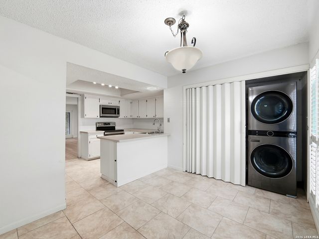 11725 Whisper Dew St, San Antonio, TX 78230