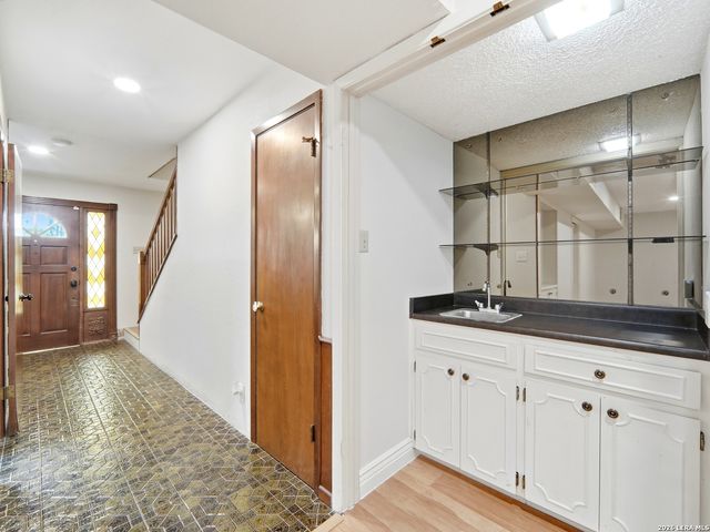 11725 Whisper Dew St, San Antonio, TX 78230