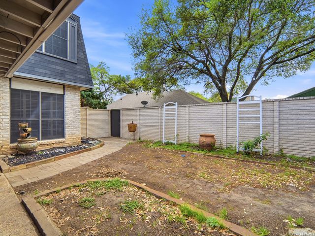 11725 Whisper Dew St, San Antonio, TX 78230
