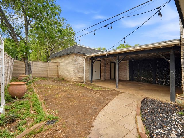 11725 Whisper Dew St, San Antonio, TX 78230