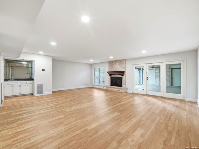 11725 Whisper Dew St, San Antonio, TX 78230