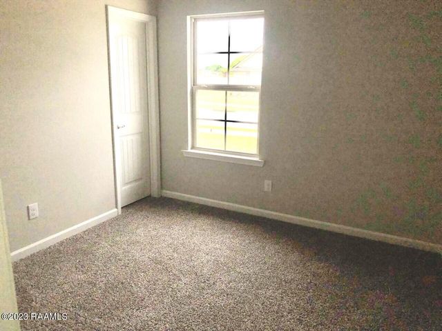 109 Abbeywood Court, Youngsville, LA 70592