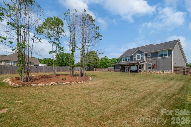 5120 Pond Bluff Drive, Monroe, NC 28112