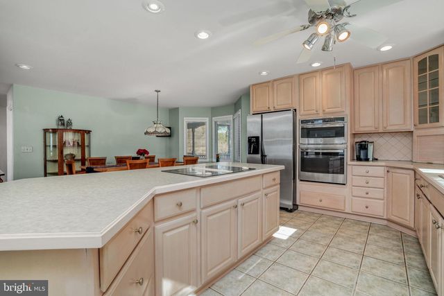 4443 SHADY LN, Chincoteague Island, VA 23336