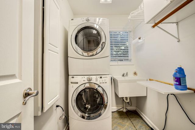 4443 SHADY LN, Chincoteague Island, VA 23336