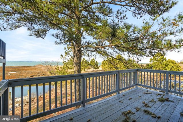 4443 SHADY LN, Chincoteague Island, VA 23336