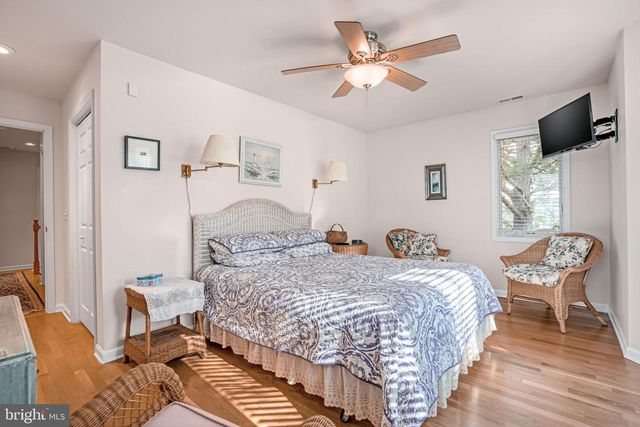 4443 SHADY LN, Chincoteague Island, VA 23336