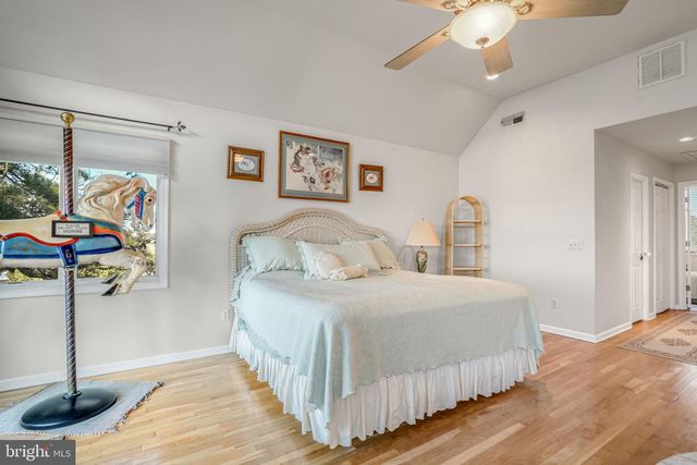 4443 SHADY LN, Chincoteague Island, VA 23336