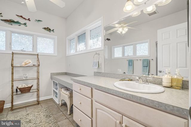 4443 SHADY LN, Chincoteague Island, VA 23336